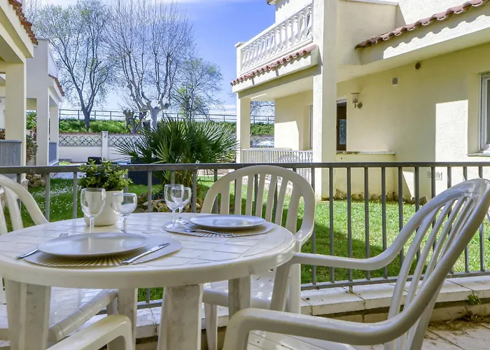 Apartamento Muga-2 By Interhome
